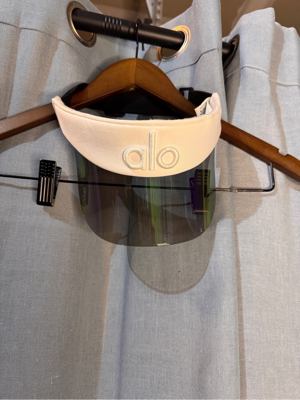 ALO Yoga White Visor with Mirrored Shield Visor